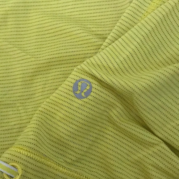 Lululemon workout tank top - Picture 2 of 3